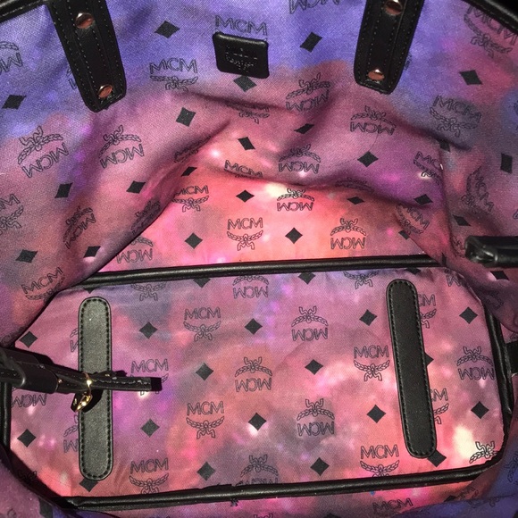 AUTH limited Edition MCM Galaxy🔮 Tote PRICE FIRM! - Picture 8 of 11